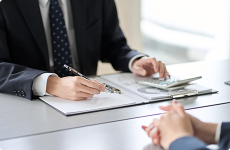 複数社を比較し、中立的な視点で選べる